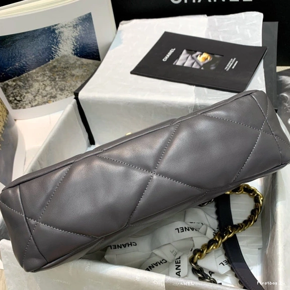 First Bag Ru FLAP BAG CHANEL 19 0809